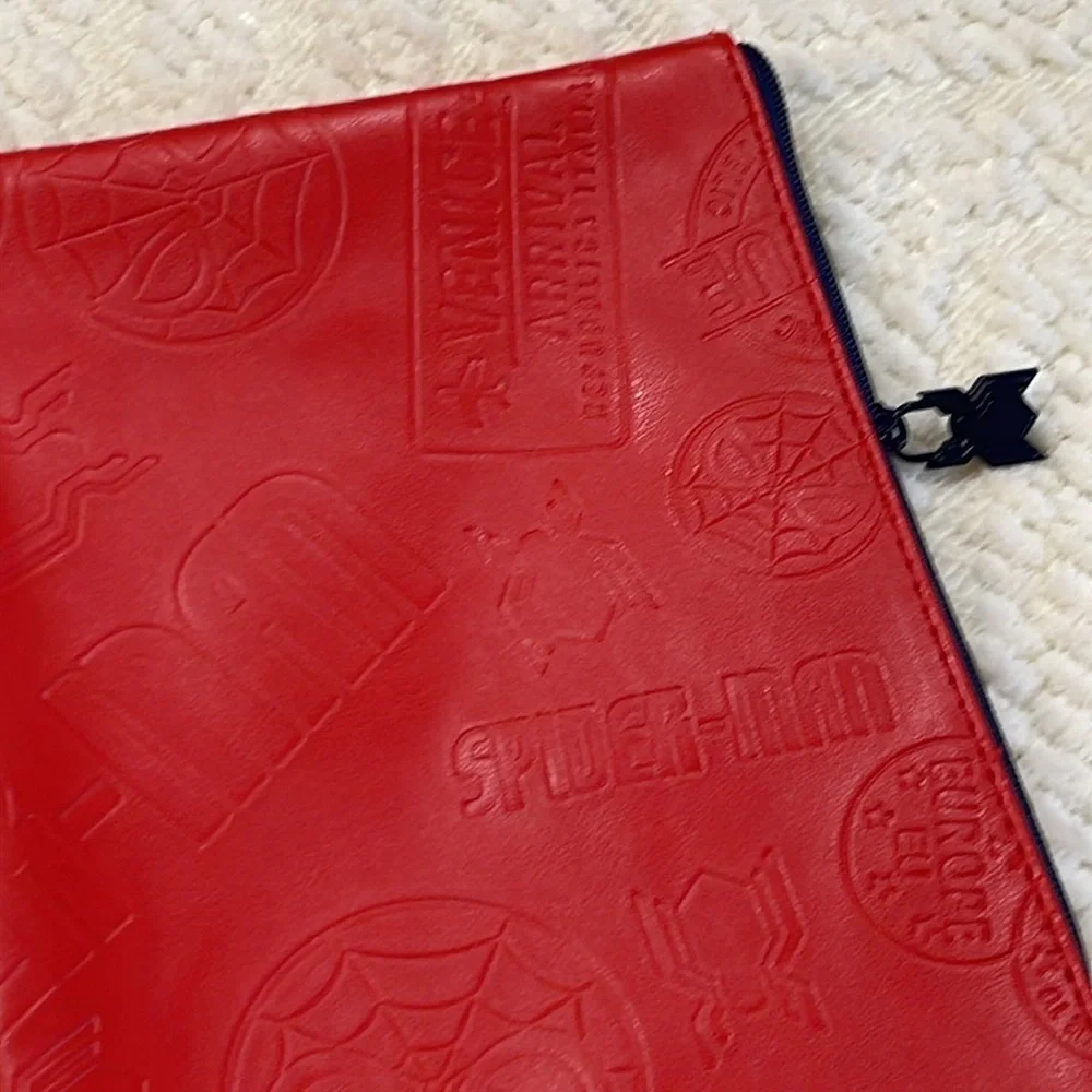 MARVEL Spider-Man zipper travel pouch